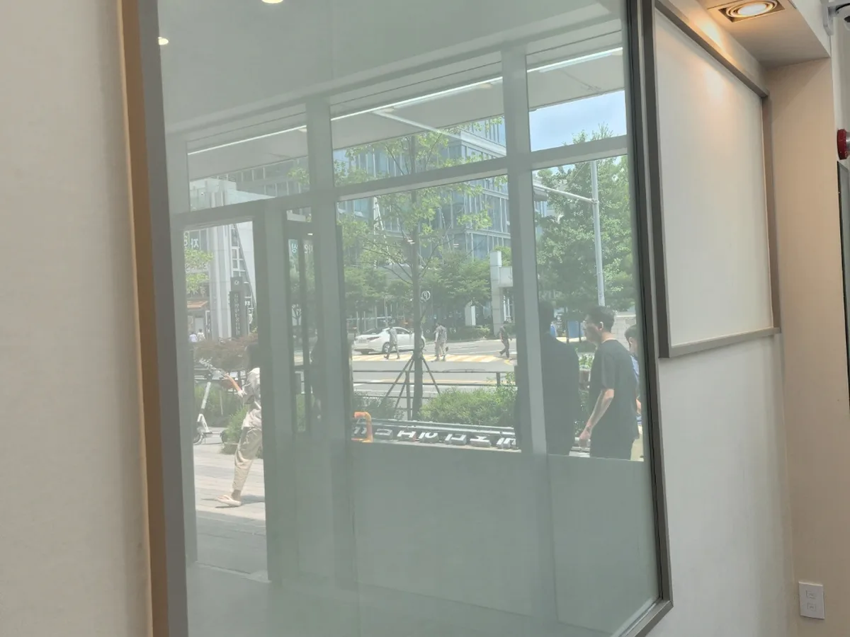 서구 부민동3가 카페 음료 작업대 장비 주변 정밀 위생청소 사례 - 행진크린